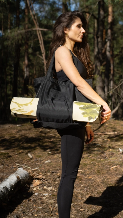 torba-sportowa-czarna-tansy.webp